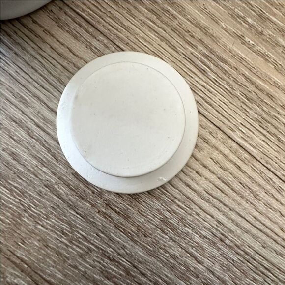 Vintage blue and white porcelain duck teapot - Picture 11 of 12